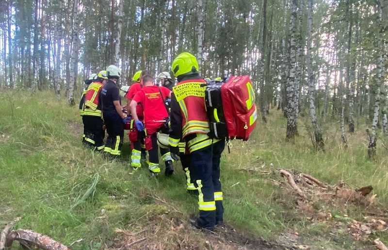 Realistisch simulierte Übung mit der Feuerwehr
